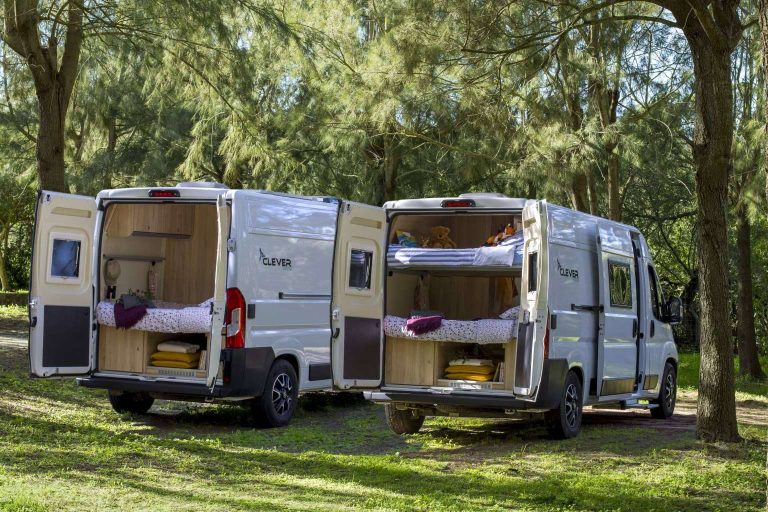 Alquiler de furgoneta cámper de la mano de Clever Vans en Madrid
