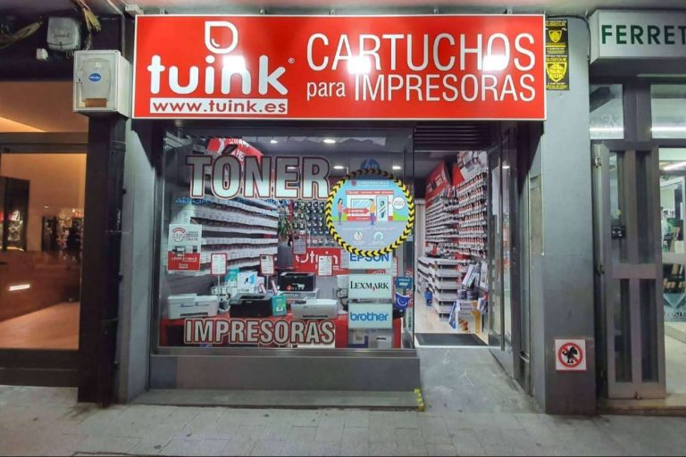 Tuink habla sobre su crecimiento como tienda de consumibles informáticos y sus planes de expansión en España