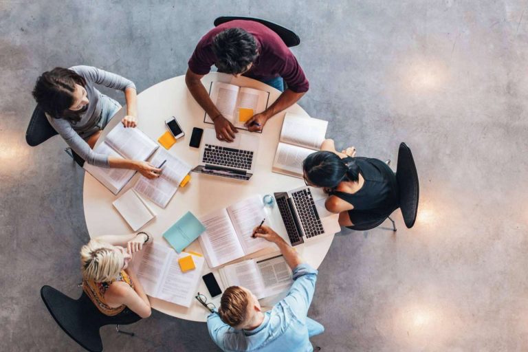 Impulsar la carrera con el asesoramiento en empleabilidad del Instituto de Estudios y Empleo