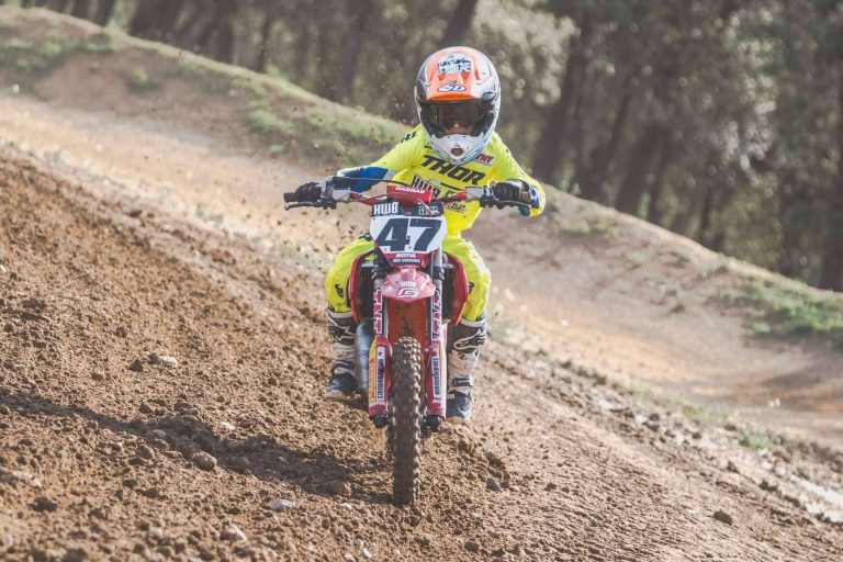 La escuela con un éxito rotundo en la enseñanza de motocross y enduro infantil desde 2019 es Motoffroad Academy