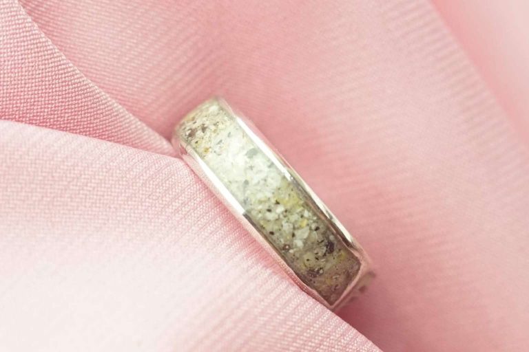 Mummy's Milk Shop, especialistas en joyas con cenizas de cremación