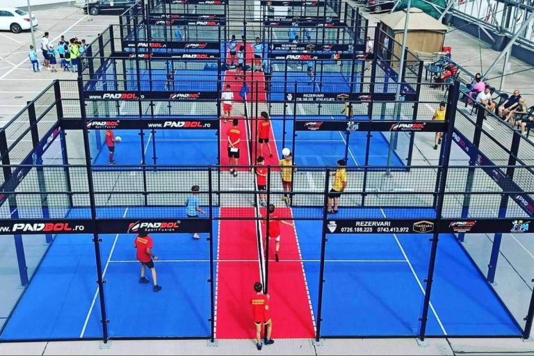 ¿Qué se obtiene al comprar una franquicia de Padbol?