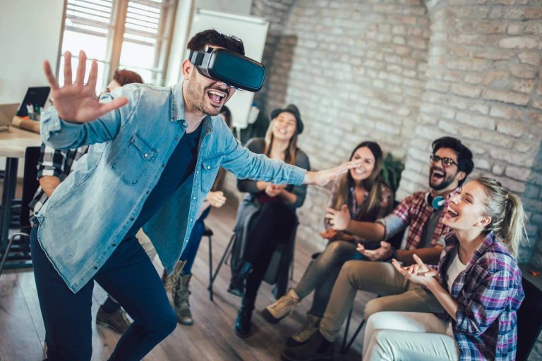 RESETXR lidera la innovación en actividades de team building basadas en Realidad Virtual