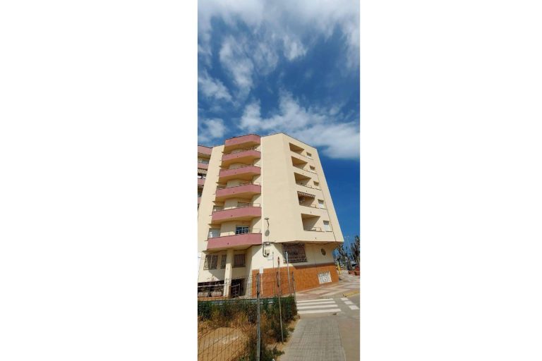 Las soluciones de calidad de Façanes Maresme; aislamiento térmico con SATE y fachada ventilada