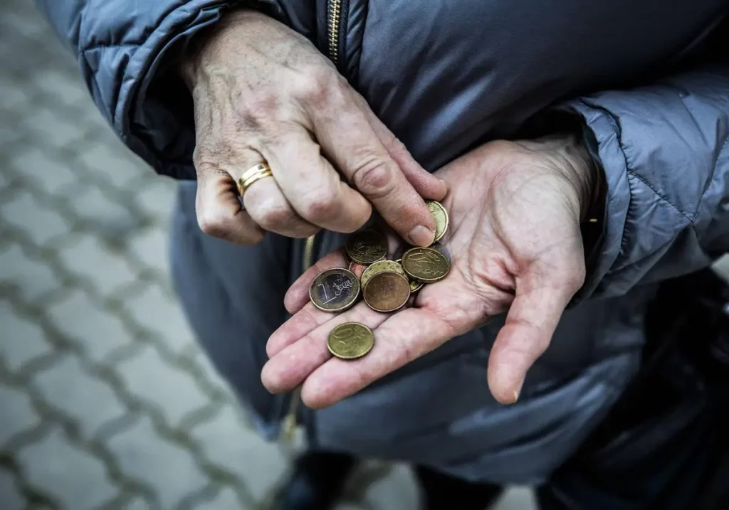 La Seguridad Social abona la paga extra entre los días 1 y 4 de cada mes