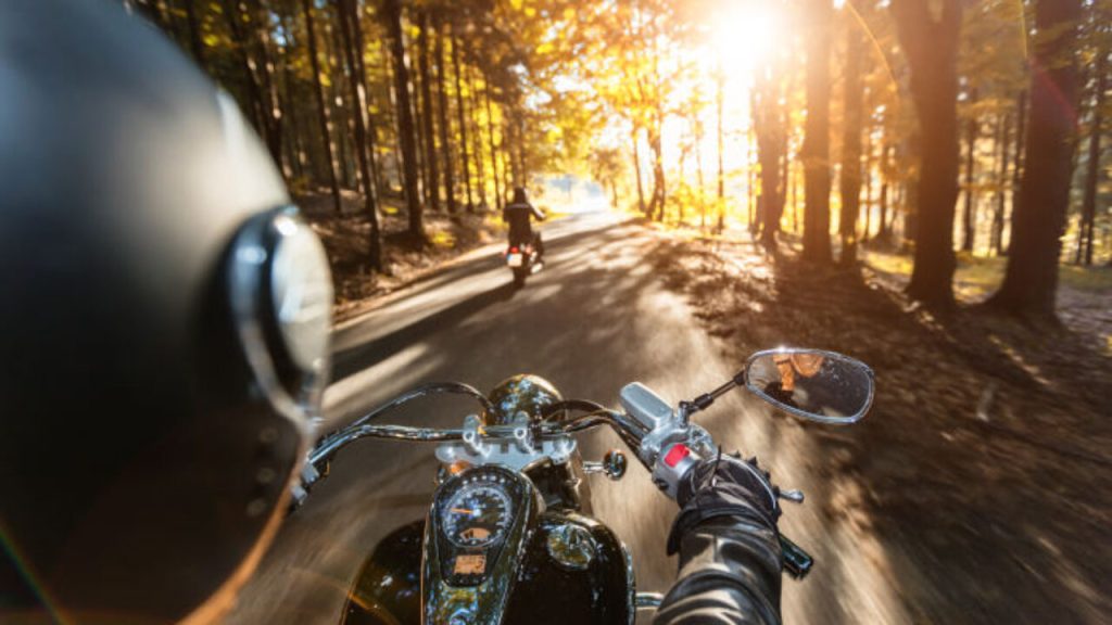 Del MotoGP a la carretera: el ejemplo que inspira a la DGT