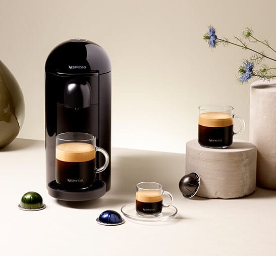 Olvídate de las cápsulas de café con esta nueva cafetera Nespresso que Amazon tienen en ofertón