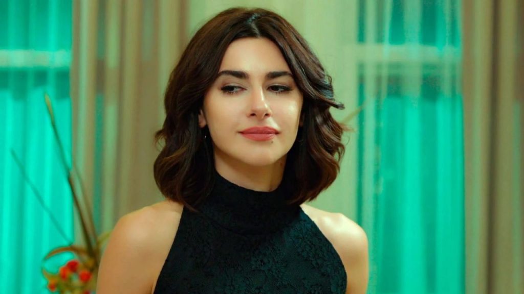 Ender tiene fija la mira en Sahika en este avance lleno de suspenso de ‘Pecado Original’ en Antena 3 185 Ender tiene fija la mira en Sahika en este avance lleno de suspenso de ‘Pecado Original’ en Antena 3