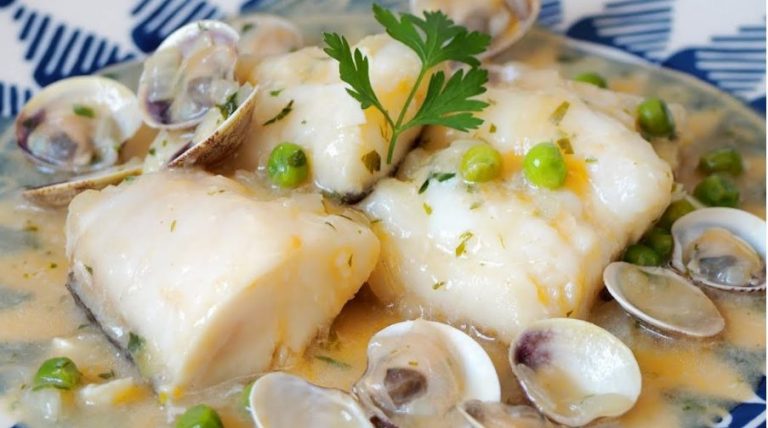 Receta de bacalao con almejas, un plato delicioso para triunfar en Nochevieja