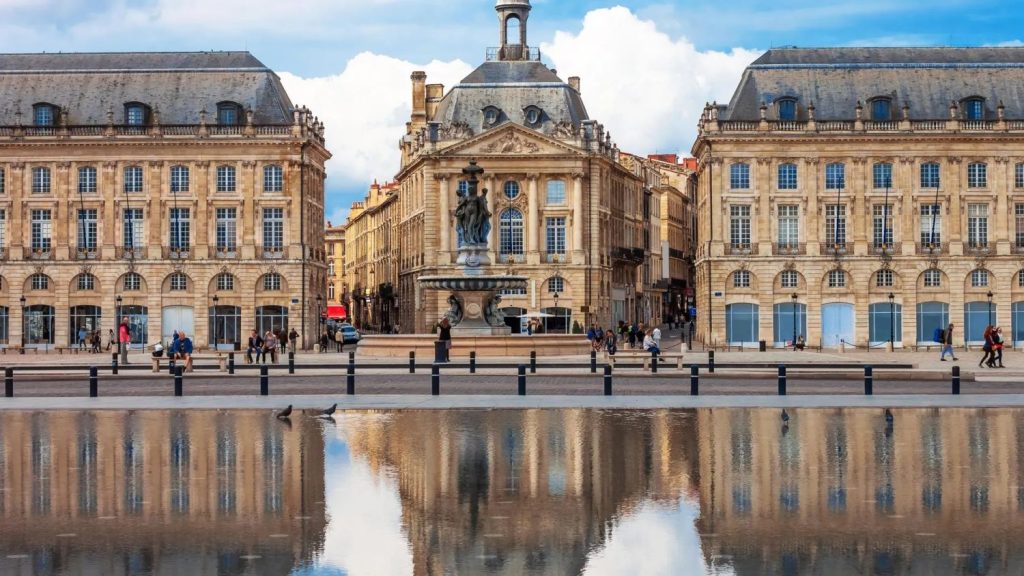 Las ciudades más bonitas del mundo según las matemáticas 122 Burdeos: Elegancia francesa matizada por la perfección geométrica