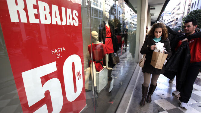 ¿Cuándo empiezan las rebajas de invierno en tiendas como Zara o El Corte Inglés?