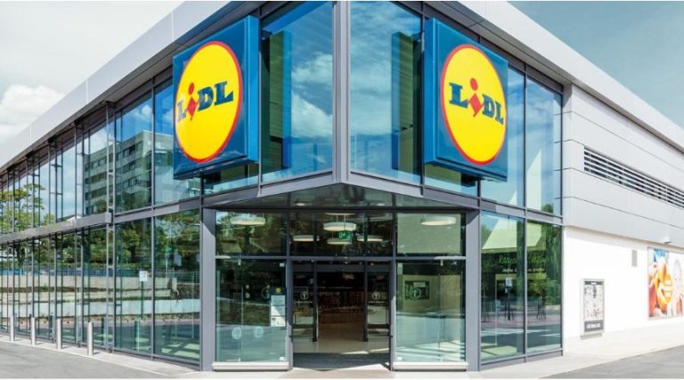 Lidl tiene la chaqueta tirada de precio que tanto buscas para protegerte del frío
