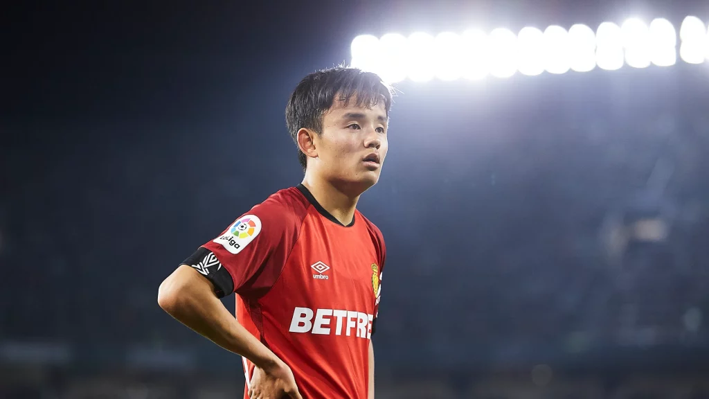 De no rascar bola en Barça y Madrid a que se lo rife medio mundo: el futbolista de LaLiga que encandila a la Premier 212 Esto es lo que se rumorea en la Real Sociedad sobre Takefusa Kubo