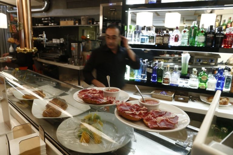 CC OO complica las Navidades en Madrid con una huelga en la hostelería