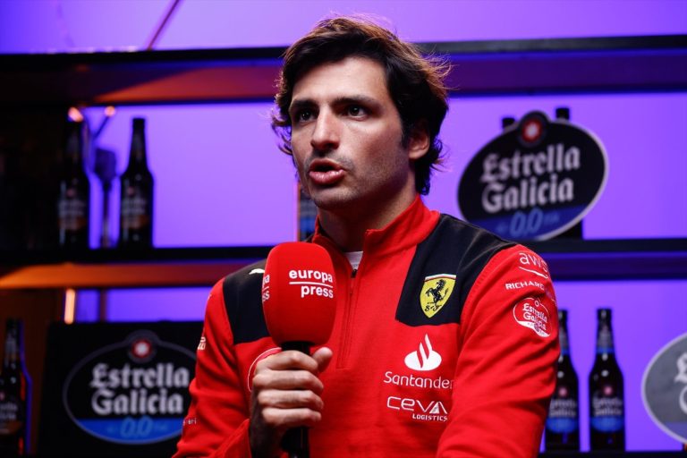 Carlos Sainz se ve muchos más años en Ferrari