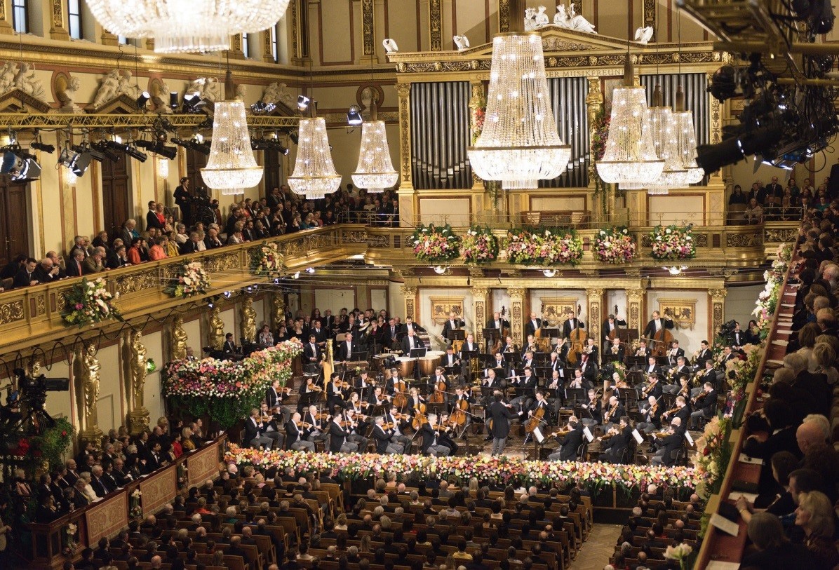 El alemán Christian Thielemann dirigirá a la Orquesta Filarmónica de Viena en el Concierto de Año Nuevo 2024 El Concierto de Año Nuevo se celebrará, como desde 1949, en la Sala Dorada de la Sociedad Musical, la Musikverein de Viena