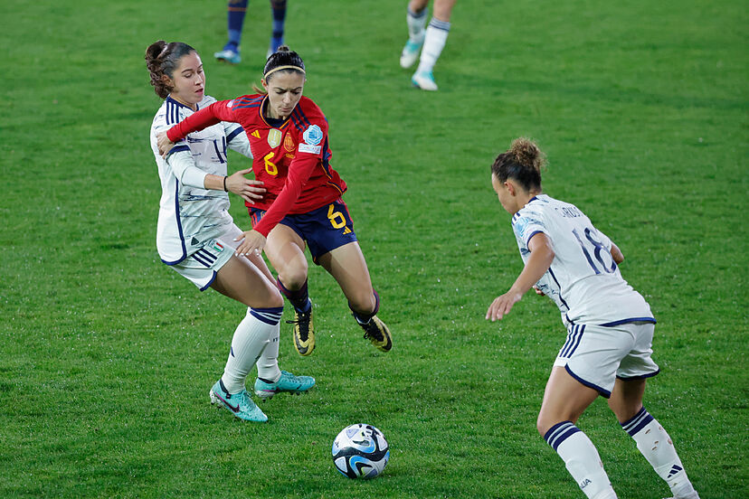 Han desafiado a la futbolista
