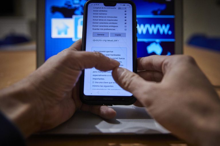 España avanza en la verificación de edad en Internet: retos y propuestas para impedir el acceso al porno y la violencia