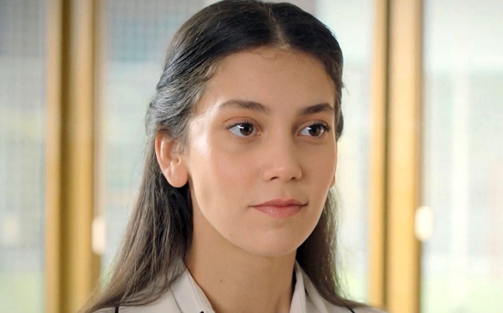 ‘Hermanos’: Ayla no puede creer lo que ha descubierto en los capítulos del 1 y 2 de enero 44 ‘Hermanos’: Ayla no puede creer lo que ha descubierto en los capítulos del 1 y 2 de enero