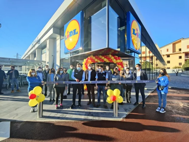 Descubre los precios imbatibles en manteles de mesa navideños en Lidl