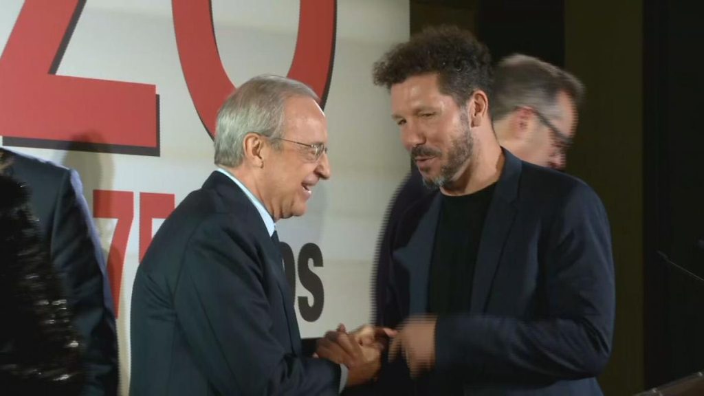 El Chiringuito desvela lo que Florentino Pérez le susurra al oído a Simeone en su último encuentro 5 Lo que ha revelado El Chiringuito