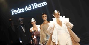 Navidad llena de estilo: descuentos exclusivos en moda para mujeres en Pedro Del Hierro