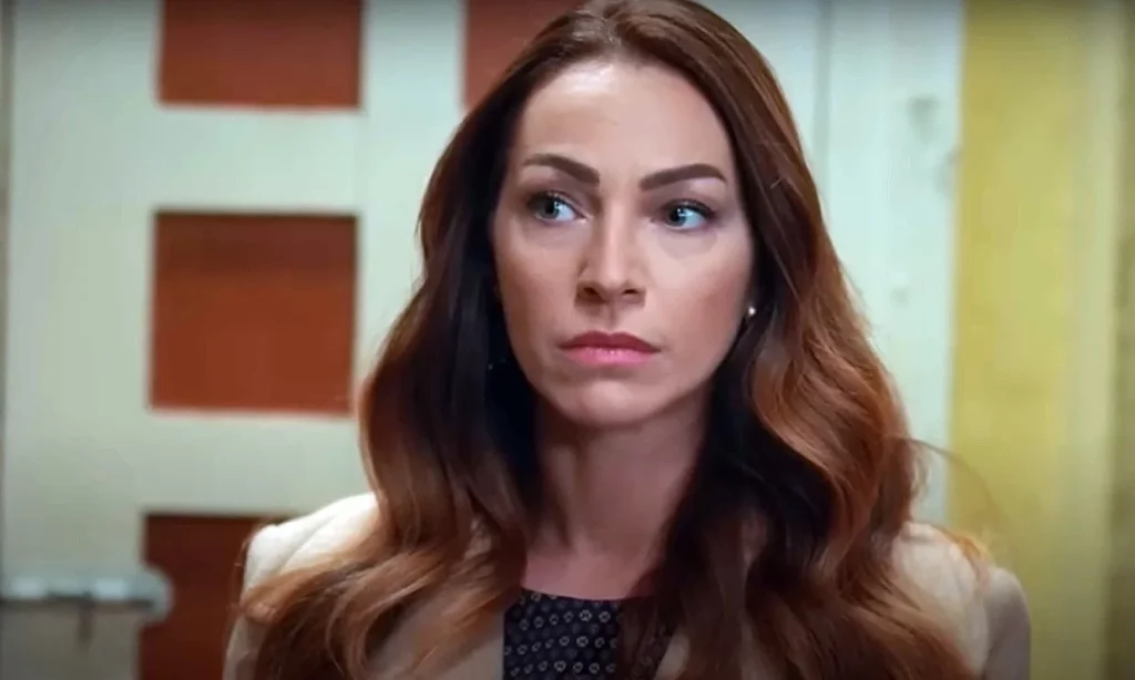 Sengül cae de lleno en las redes de Ayla en este nuevo avance de ‘Hermanos’ en Antena 3 215 Sengül cae de lleno en las redes de Ayla en este nuevo avance de ‘Hermanos’ en Antena 3