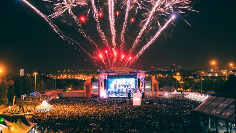 Río Babel vuelve a tender el puente con Latinoamérica