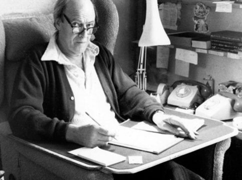 Roald Dahl: El genio detrás de Wonka y la magia eterna de sus obras maestras infantiles