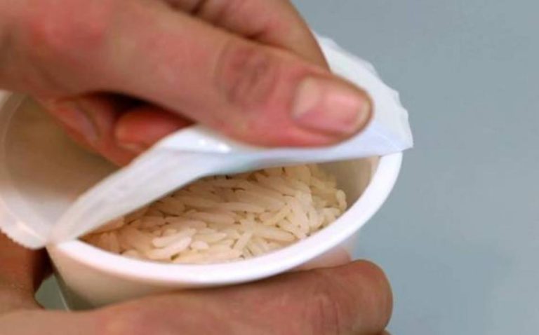 Ten mucho cuidado al preparar los vasos de arroz de Mercadona, Carrefour, Lidl y más supermercados