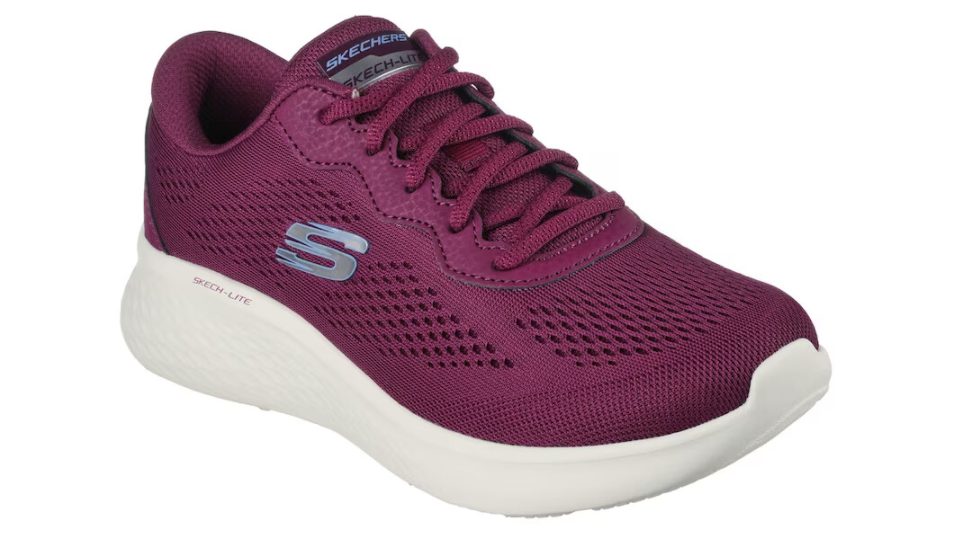 Descubre la nueva colección de zapatillas Skechers en El Corte Inglés a un precio increíble