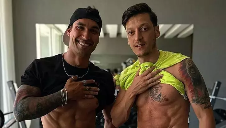 Fue uno de los jugadores más vagos del Real Madrid, pero ahora ha pegado un cambio físico brutal ya retirado 206 Su entrenador personal ha colgado algunas fotografías