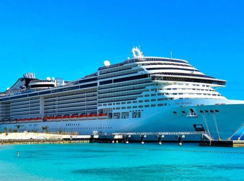 Turismo de Cruceros Turismo de Cruceros: Navegando hacia la normalidad