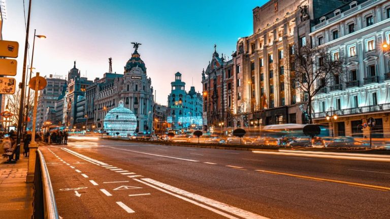 Una ciudad de España triunfa en el turismo mundial entrando en el top 3 de 2023