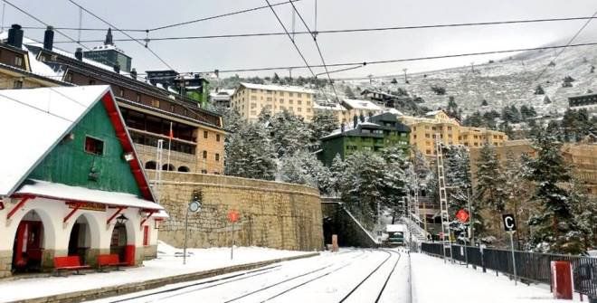 Uno de los pueblos más bonitos para visitar en Navidad está a una hora de Madrid