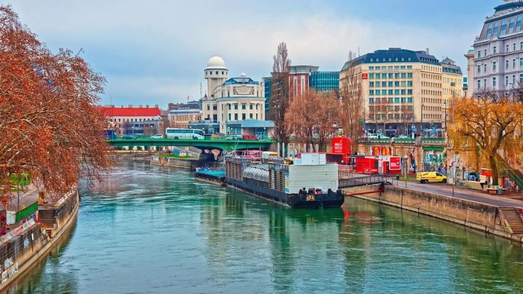 Las ciudades más bonitas del mundo según las matemáticas 120 Viena: Elegancia imperial matizada por la geometría con un 76,5 %