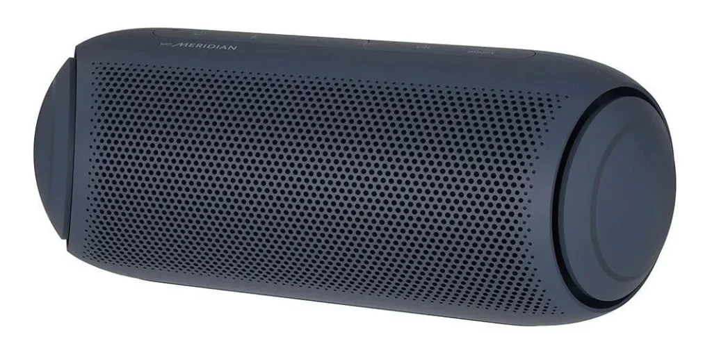 Este altavoz Bluetooth de MediaMarkt está tirado de precio y te vendrá de perlas en fin de año 179 Los altavoces Bluetooth triunfan por su portabilidad y versatilidad
