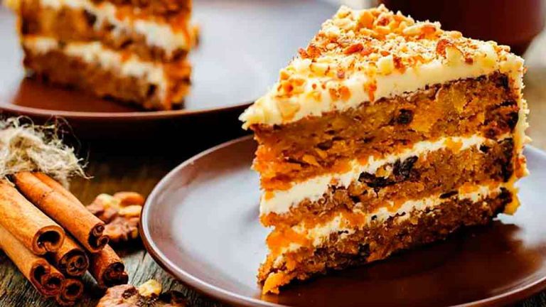 Esta receta de bizcocho de zanahoria es la mejor alternativa saludable al roscón para esta Navidad