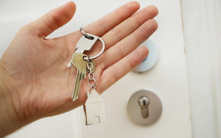 Cerrajeros en Zaragoza y los robos en domicilios