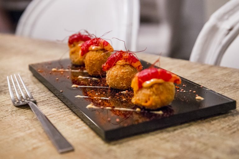 Saboreando Madrid: un viaje por las croquetas más deliciosas de la ciudad