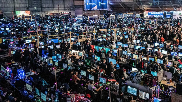 Todo sobre Dreamhack Valencia: la feria definitiva para los fanáticos de los videojuegos y la tecnología este puente de diciembre 