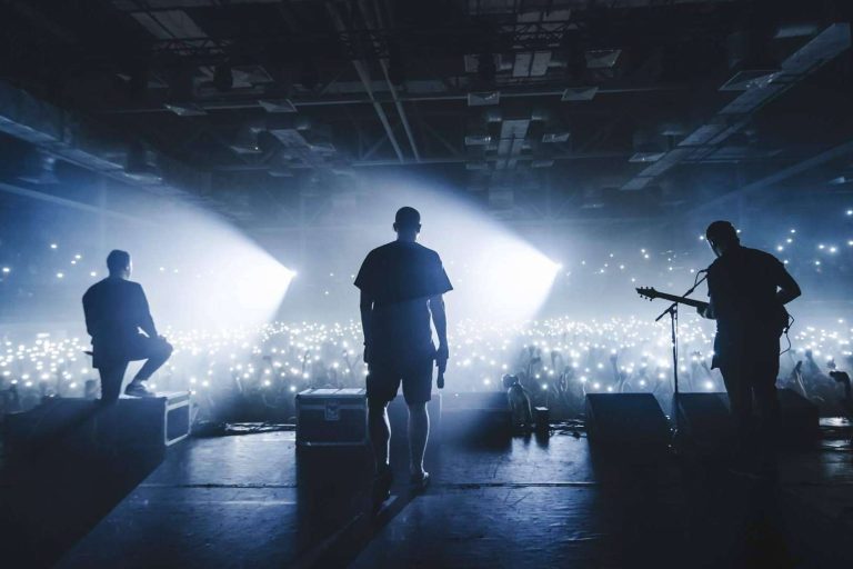 La agencia especialista en contratar cantantes para eventos, Peculiar