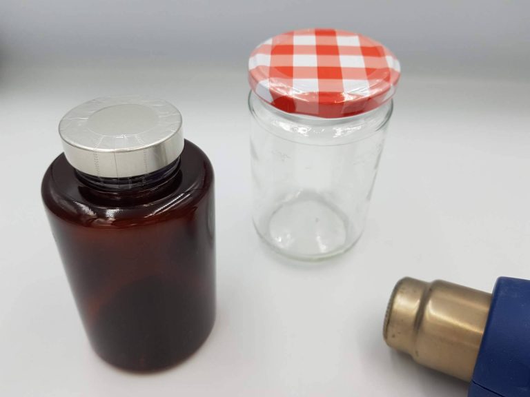 Sleeves con rasga fácil; colores vibrantes, transparencia y compromiso sostenible