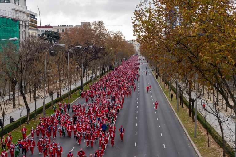 Toyota Kuruma se alía con Sport Life para celebrar la XII Carrera de Papá Noel
