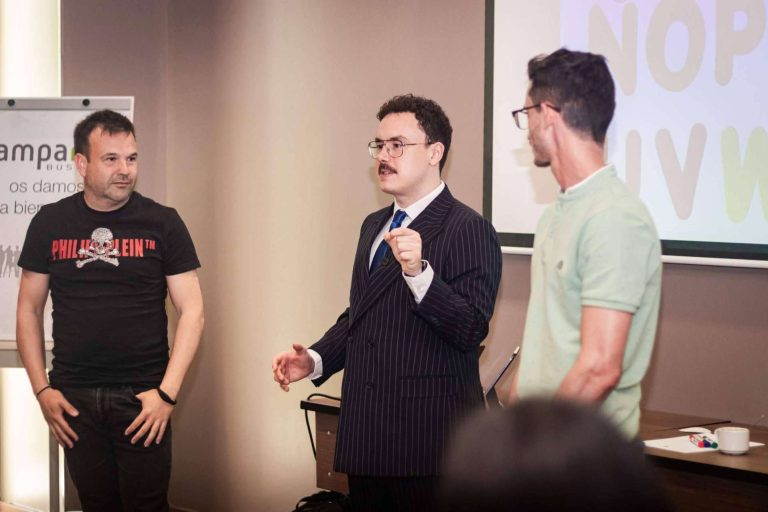 El experto Fernando Miralles explica las claves de la comunicación verbal y no verbal