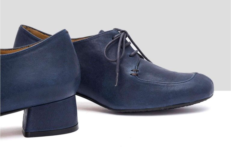 Los zapatos de tacón bajo de Audley garantizan comodidad y estilo