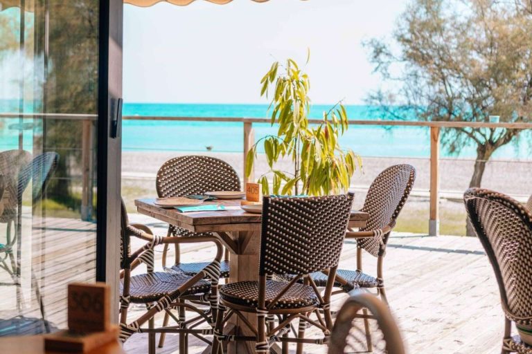 Disfrutar en primera línea de playa de Benicàssim con la gastronomía de PLAYACHICA