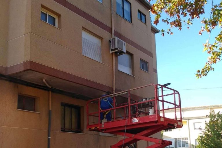 Servicio de limpieza efectiva de suelos y mobiliario en urbanizaciones y comunidades de propietarios, de la mano de Galvañ Lacados