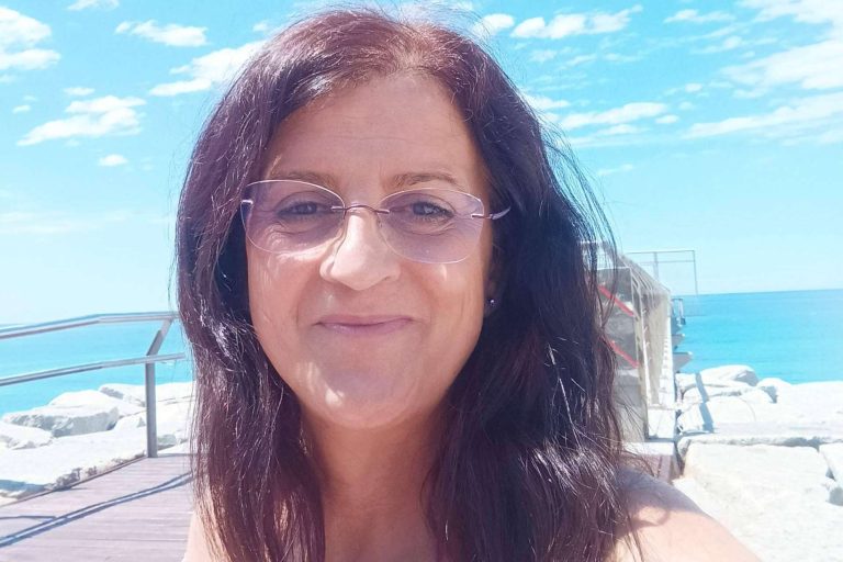 Sobre la obra 'Viviendo Sin Ti', revelaciones de una vida resiliente