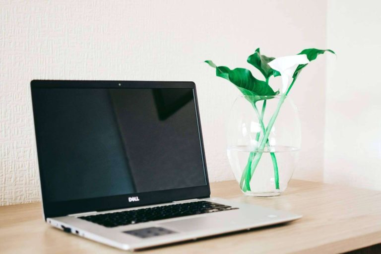 Renueva PC pone a disposición portátiles seminuevos y de KM0 con muy poco uso y en perfectas condiciones